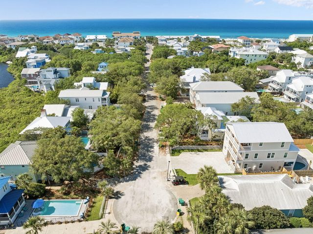 86 Sunfish Street, Destin, FL 32541