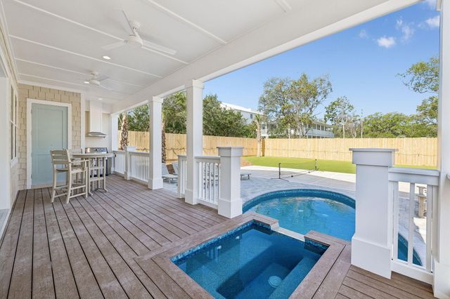 86 Sunfish Street, Destin, FL 32541