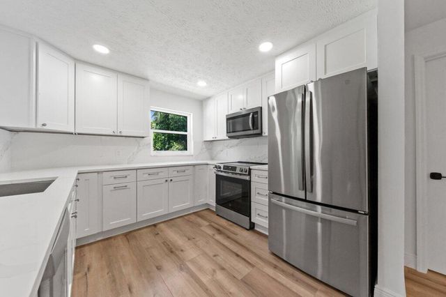 2416 NW Everglades Boulevard, Stuart, FL 34994