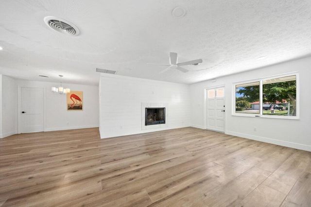 2416 NW Everglades Boulevard, Stuart, FL 34994