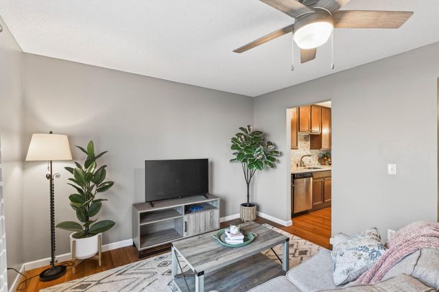 2311 Hampshire Avenue S, Saint Louis Park, MN 55426