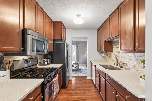 2311 Hampshire Avenue S, Saint Louis Park, MN 55426