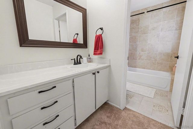 2345 Altisma A, Carlsbad, CA 92009