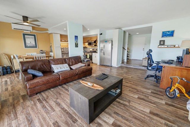 2345 Altisma A, Carlsbad, CA 92009