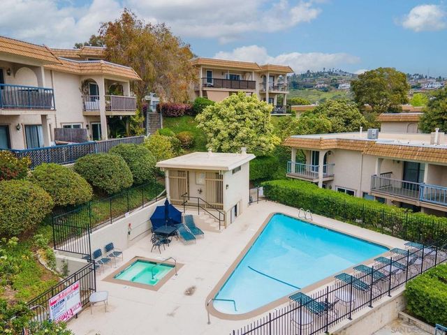 2345 Altisma A, Carlsbad, CA 92009