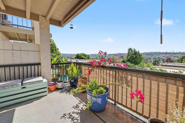 2345 Altisma A, Carlsbad, CA 92009