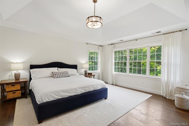 10 Old Katonah Drive, Katonah, NY 10536