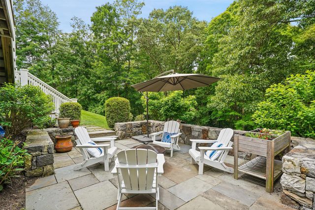 10 Old Katonah Drive, Katonah, NY 10536