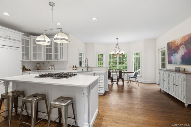 10 Old Katonah Drive, Katonah, NY 10536