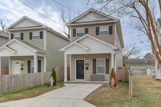 377 Leeland Ave # B, Hampton, VA 23661