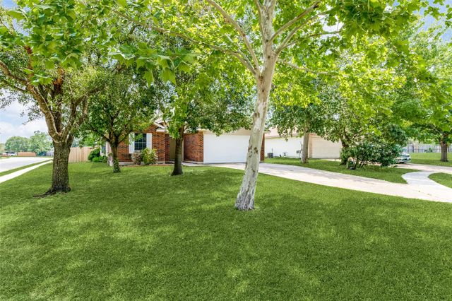 101 Cotton CV, Hutto, TX 78634