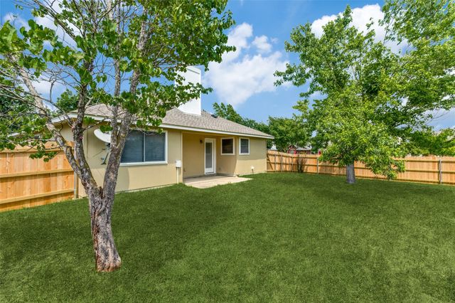 101 Cotton CV, Hutto, TX 78634