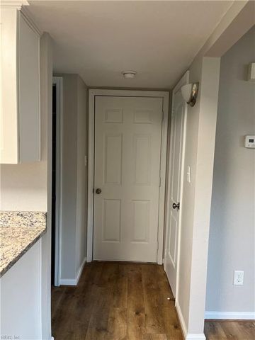 420 Cottonwood ST, Newport News, VA 23608