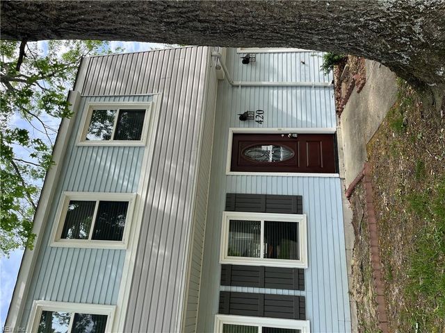 420 Cottonwood ST, Newport News, VA 23608