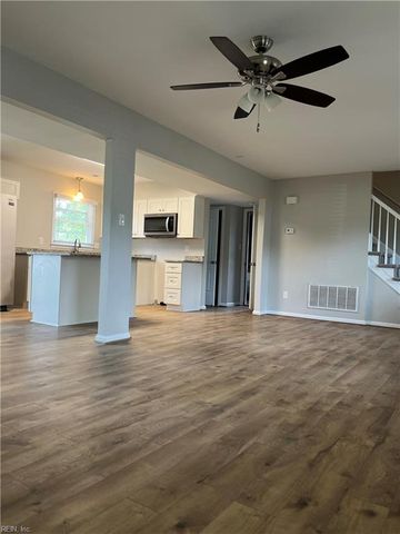 420 Cottonwood ST, Newport News, VA 23608