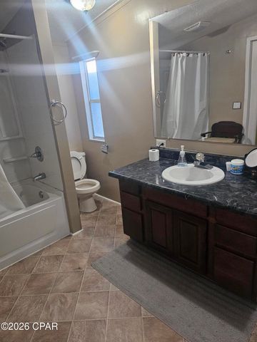 2506 Dumajack Road, Chipley, FL 32428