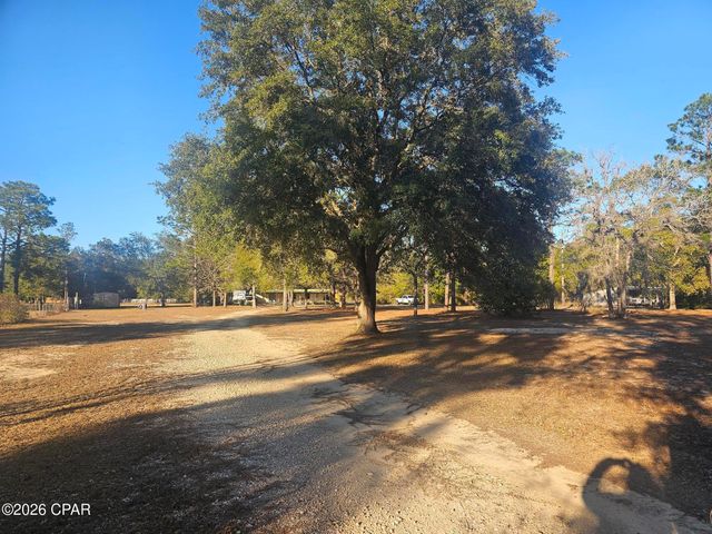 2506 Dumajack Road, Chipley, FL 32428