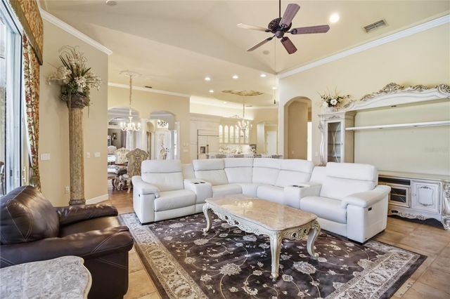 10212 DISCOVERY TERRACE, Bradenton, FL 34212