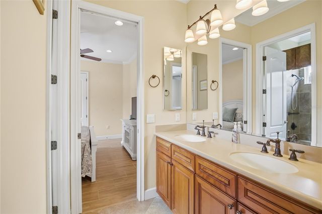 10212 DISCOVERY TERRACE, Bradenton, FL 34212