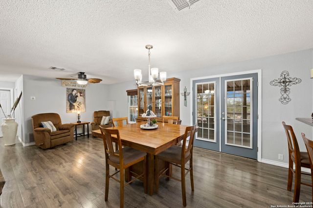 1575 Live Oak Drive, Canyon Lake, TX 78133