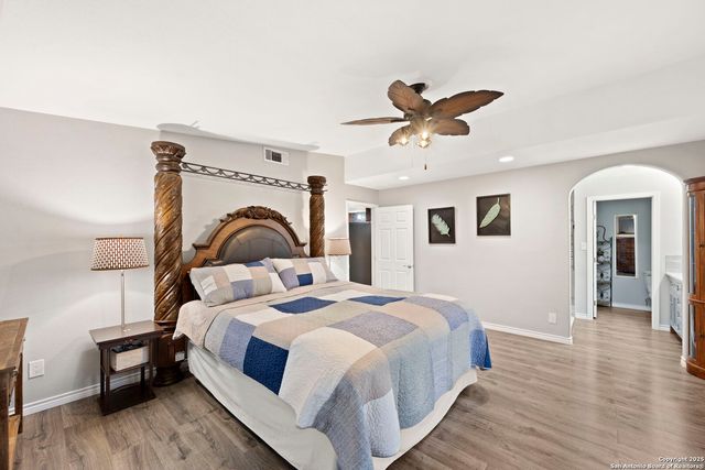 1575 Live Oak Drive, Canyon Lake, TX 78133