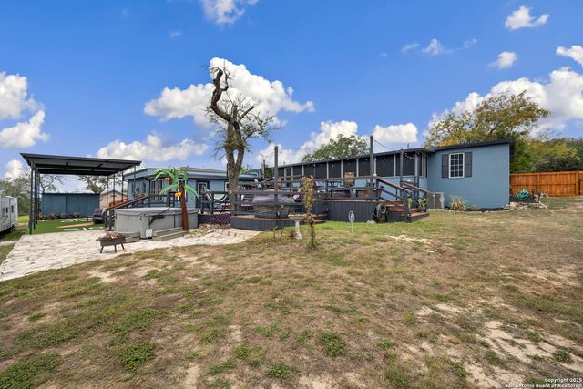 1575 Live Oak Drive, Canyon Lake, TX 78133