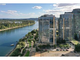 836 S CURRY St 102, Portland, OR 97239