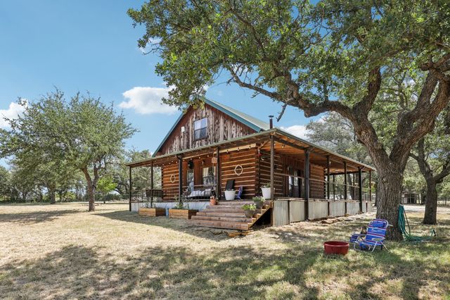 194 County Road 3825, Bridgeport, TX 76426