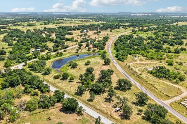194 County Road 3825, Bridgeport, TX 76426