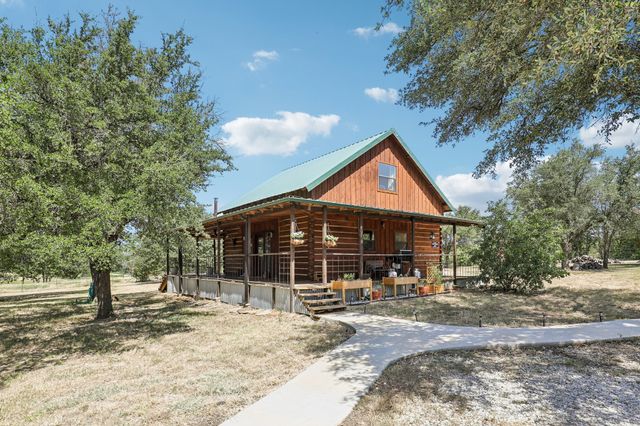 194 County Road 3825, Bridgeport, TX 76426