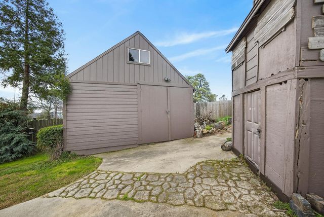 8380 Chili Hill Rd, Newcastle, CA 95658