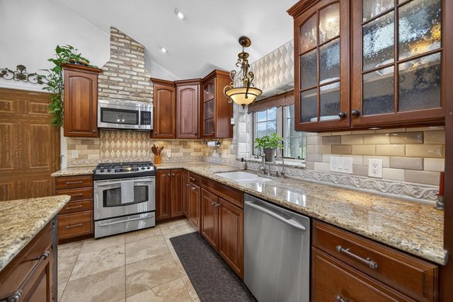 8380 Chili Hill Rd, Newcastle, CA 95658