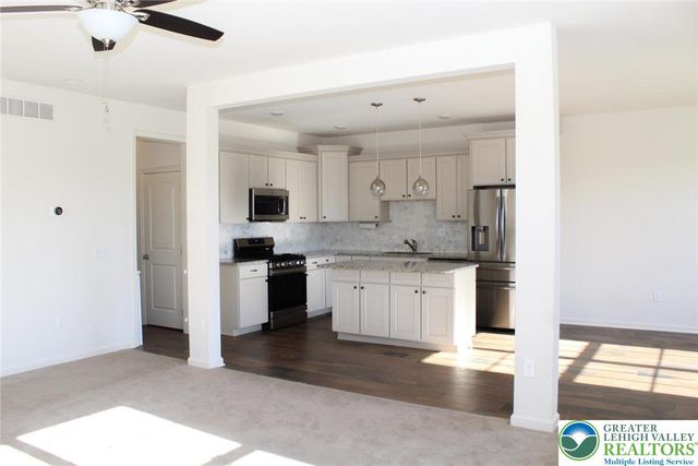 935 Graystone Circle, Allen Twp, PA 18067