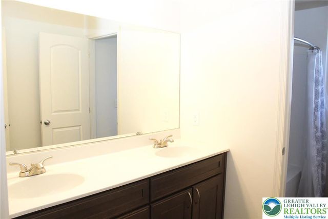 935 Graystone Circle, Allen Twp, PA 18067