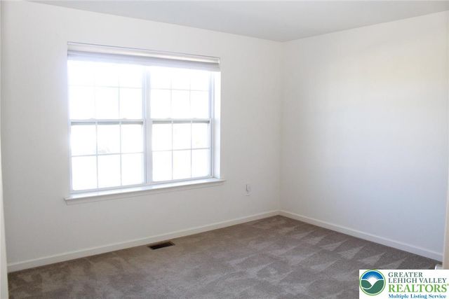 935 Graystone Circle, Allen Twp, PA 18067