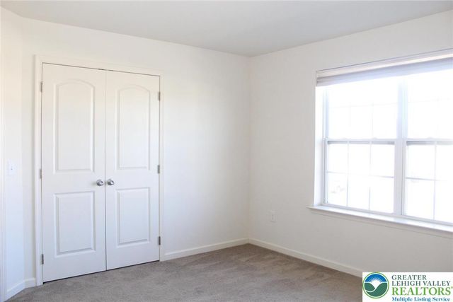 935 Graystone Circle, Allen Twp, PA 18067