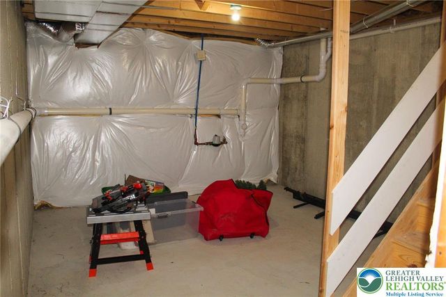 935 Graystone Circle, Allen Twp, PA 18067