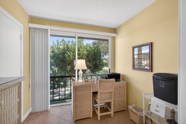 17 SE Turtle Creek Drive D, Jupiter, FL 33469