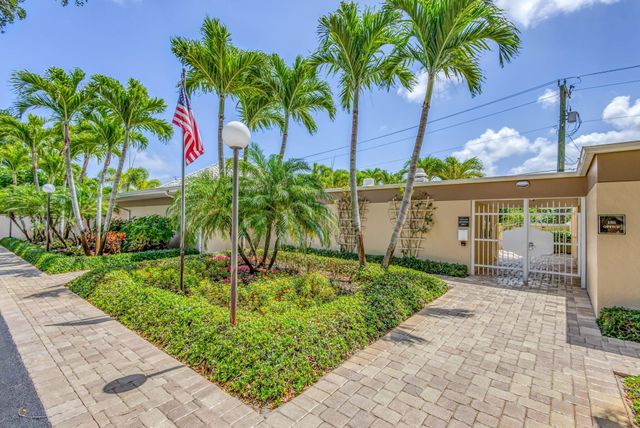 17 SE Turtle Creek Drive D, Jupiter, FL 33469