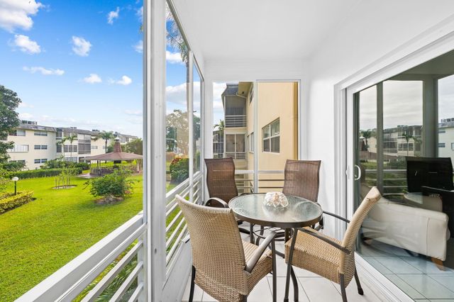 4331 NW 16th Street 202, Lauderhill, FL 33313