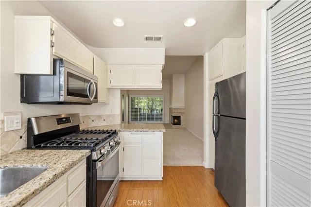 25859 Mcbean 74, Valencia, CA 91355