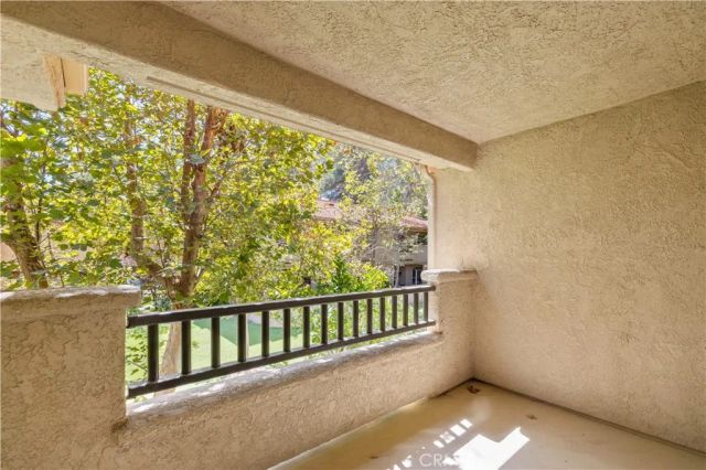 25859 Mcbean 74, Valencia, CA 91355