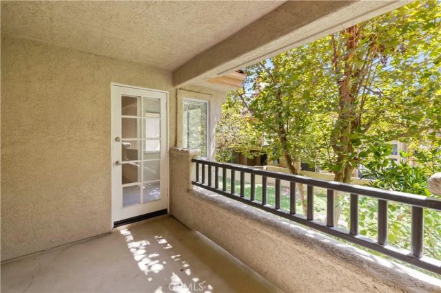 25859 Mcbean 74, Valencia, CA 91355
