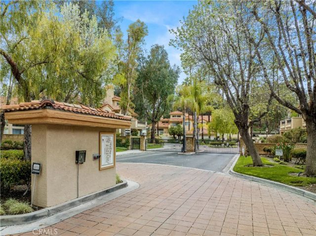 25859 Mcbean 74, Valencia, CA 91355