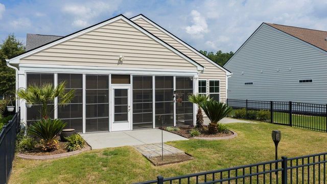 220 Tupelo Lake Drive, Summerville, SC 29486