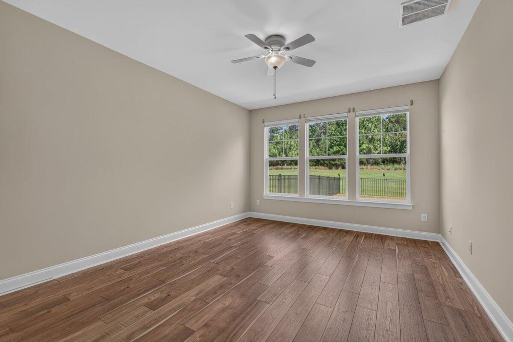 Image 25 of property listing at 220 Tupelo Lake Drive, Summerville, SC 29486
