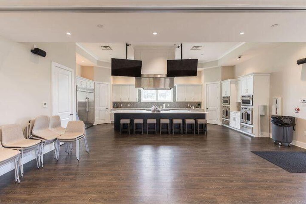 Image 51 of property listing at 220 Tupelo Lake Drive, Summerville, SC 29486