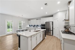 669 Fairway Drive, Acworth, GA 30101