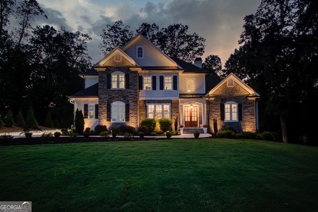 5392 Retreat Drive, Flowery Branch, GA 30542