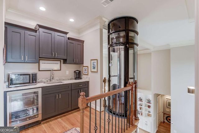 5392 Retreat Drive, Flowery Branch, GA 30542